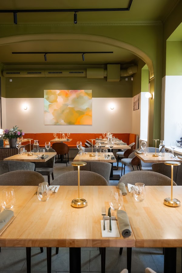 Danu Restaurant & Wine Cellar