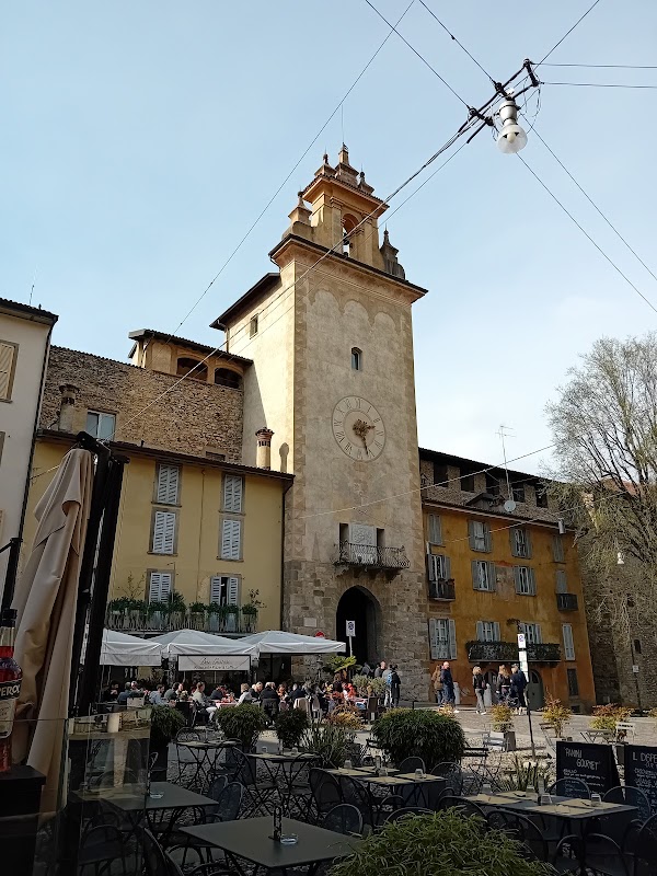 Torre Civica 5