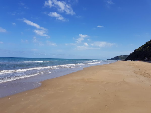 Spiaggia dei Cento Scalini o delle Tufare 2