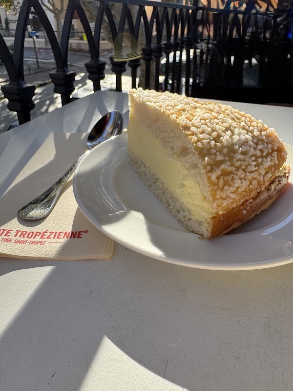 La Tarte Tropézienne Pâtisserie Viennoiserie Sandwicherie Pain 4