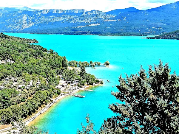 Lake of Sainte-Croix 2