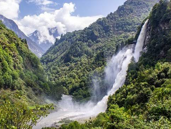 Jung falls (Nuranang falls) 1