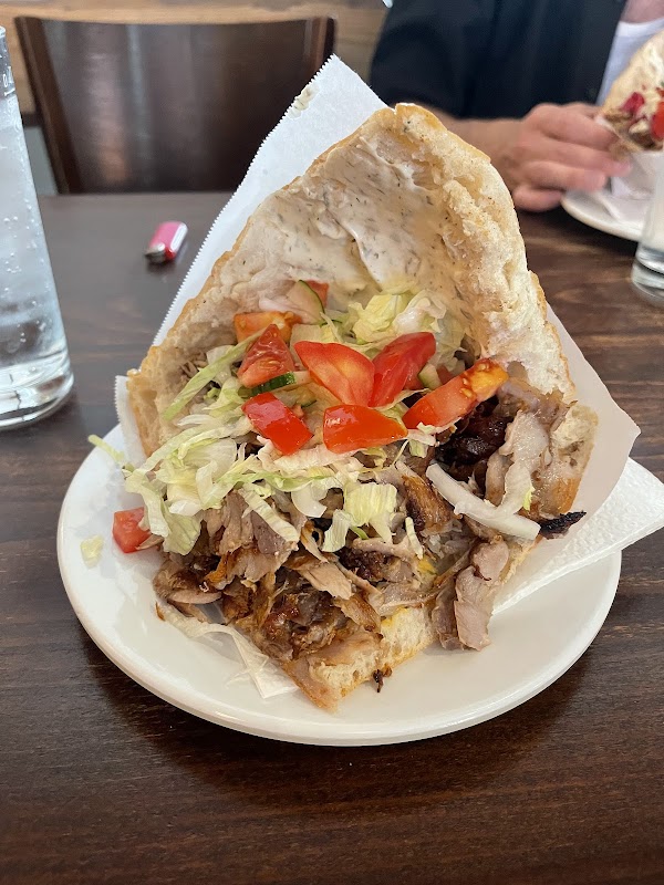 Pamfilya Restaurant 3