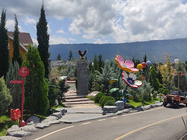 Khao Yai Art Tree Homestay
