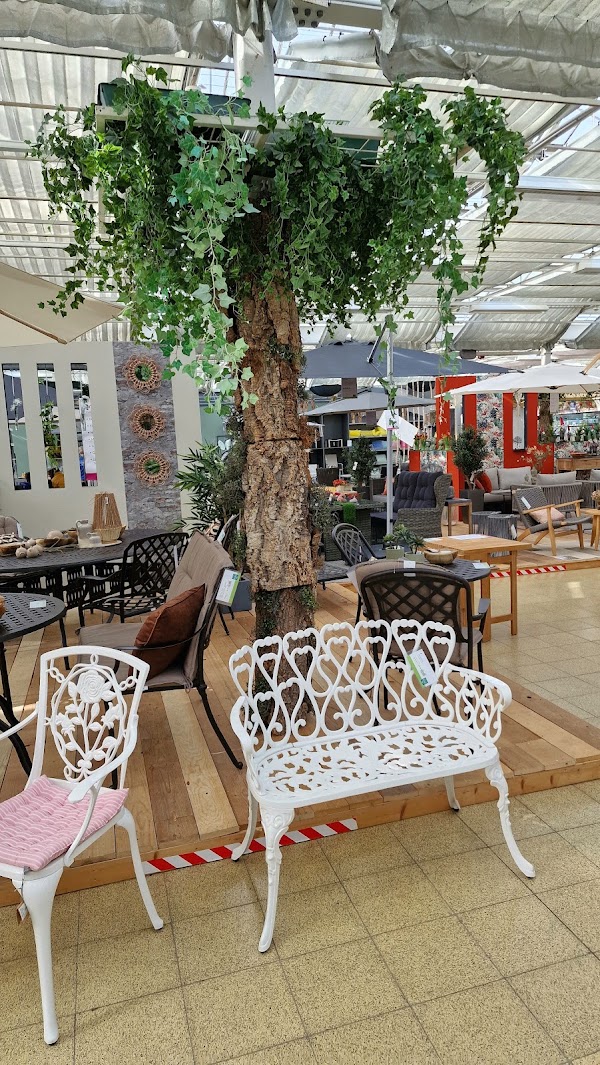 Dinger’s Palmencafé 1