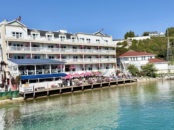 Chippewa Hotel Waterfront 3