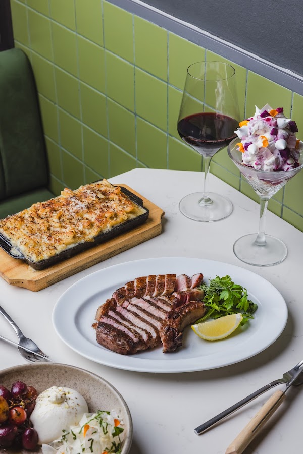 Meadesmoore Steakhouse 5