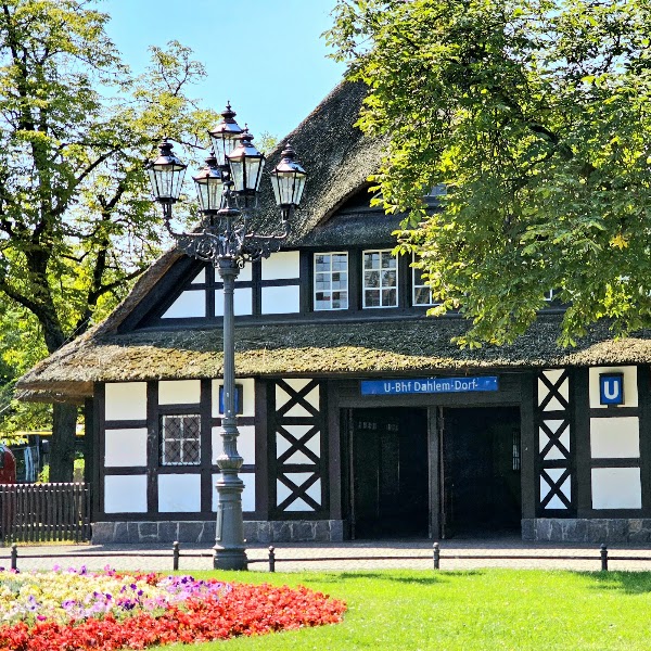 Dahlem-Dorf