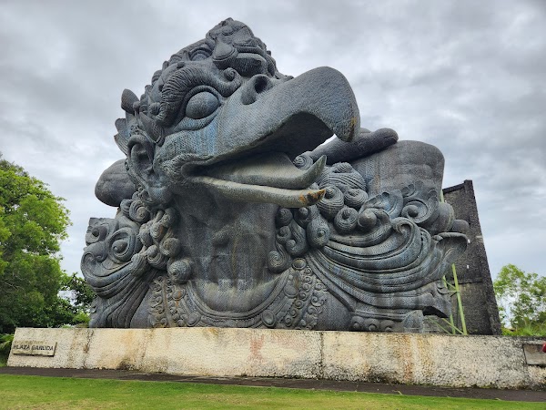 Patung Garuda Wisnu Kencana 5