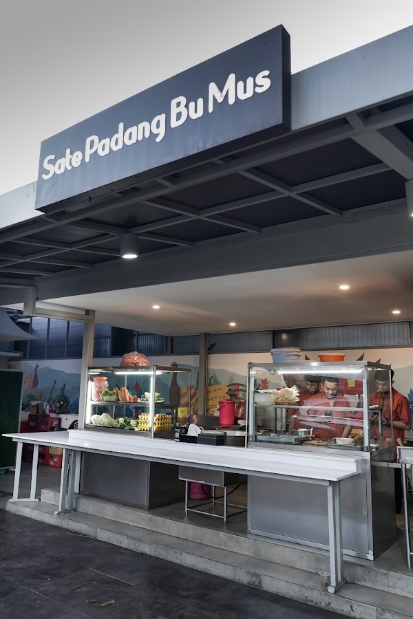 Rumah Makan Masakan Padang BuMus Cimanuk