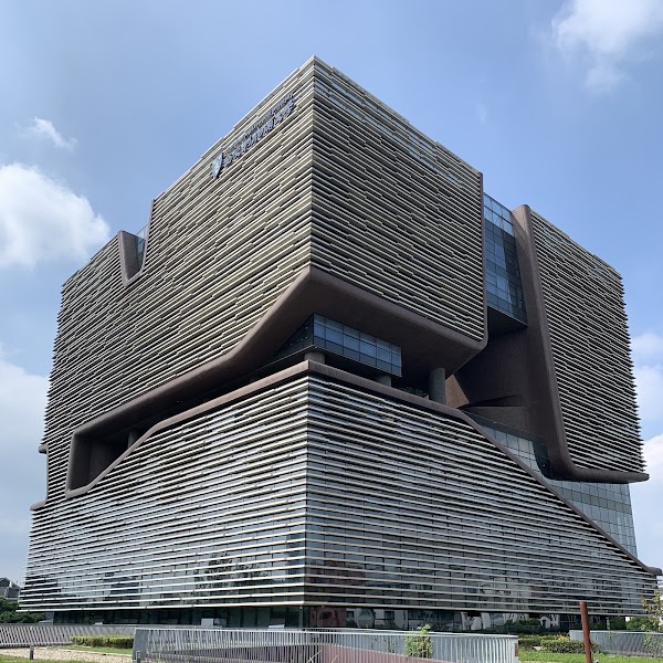 Xi'an Jiaotong-Liverpool University 5