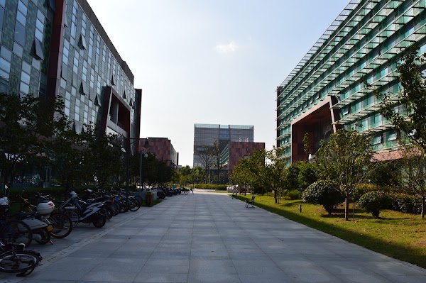 Xi'an Jiaotong-Liverpool University 4