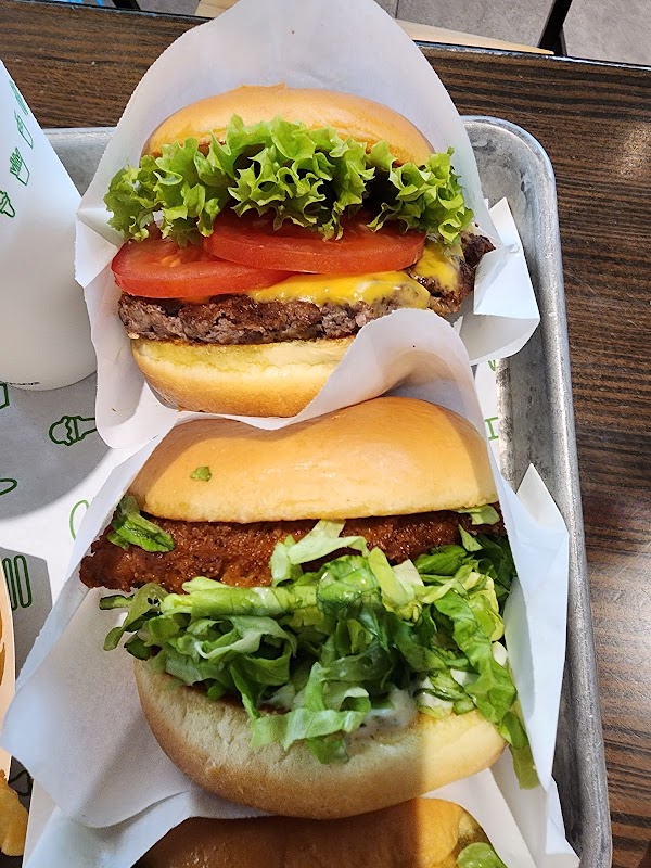 Shake Shack Gardens by the Bay 5