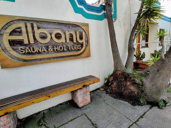Albany Sauna, Massage Therapy, Facials & Hot Tubs 2