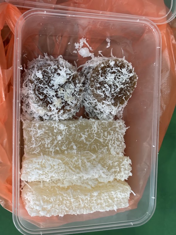 Heng Heng Ondeh-Ondeh & Tapioca Cake 3