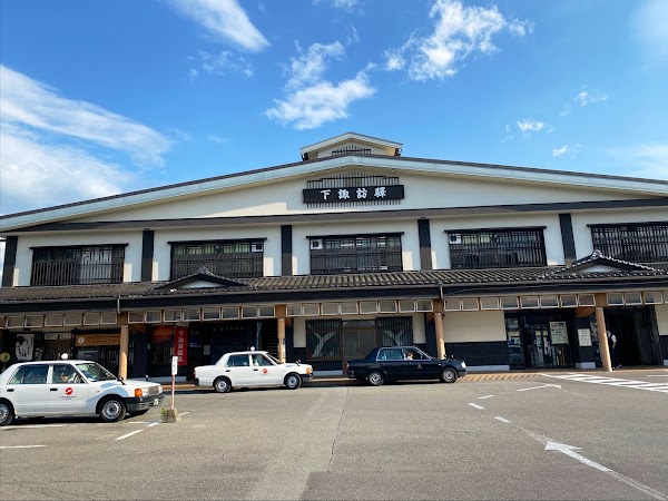 Shimo-Suwa Station