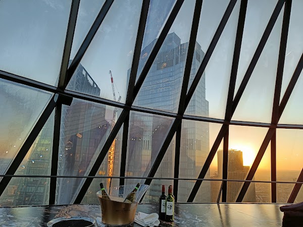 30 St Mary Axe (The Gherkin) 3