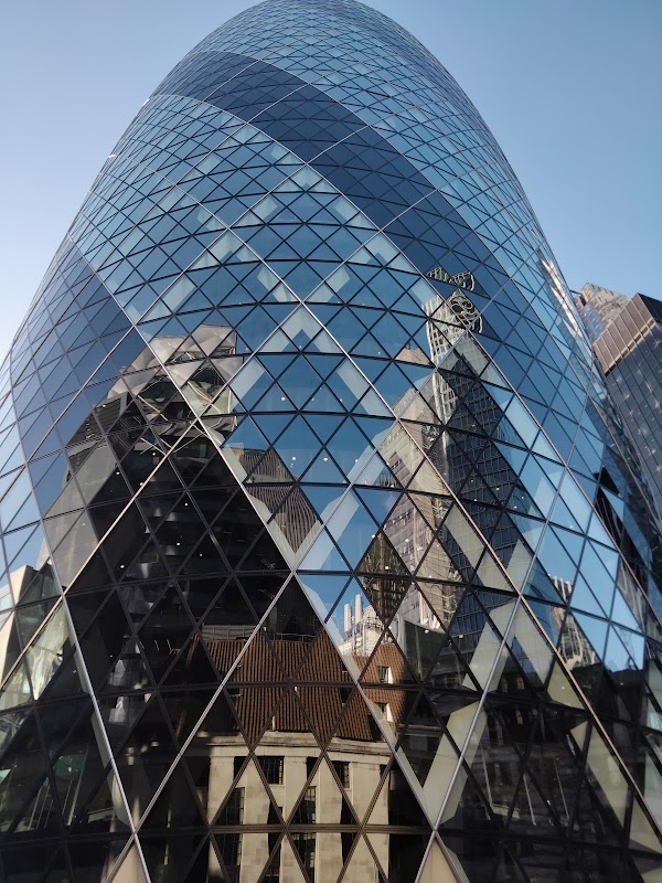 30 St Mary Axe (The Gherkin) 2