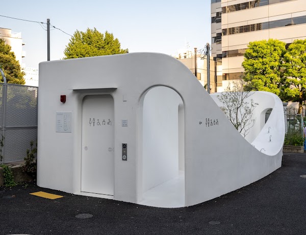 Nishi-Sando Public Toilets 1