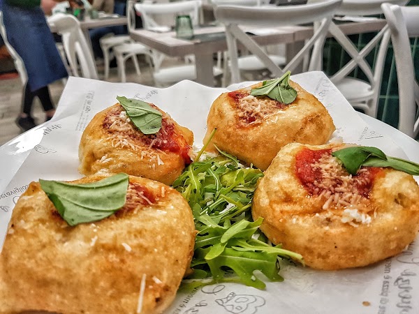 Pizzeria Vincenzo Capuano 5