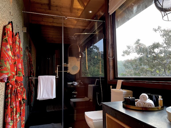 The Postcard Hideaway, Netravali 3