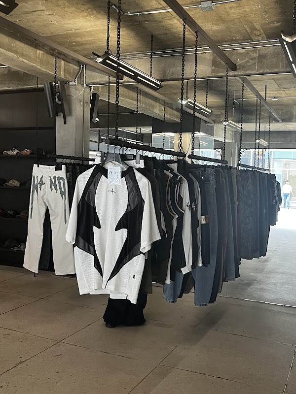 NOT4NERD Seongsu Flagship Store(낫포너드 성수 플래그십 스토어) 2