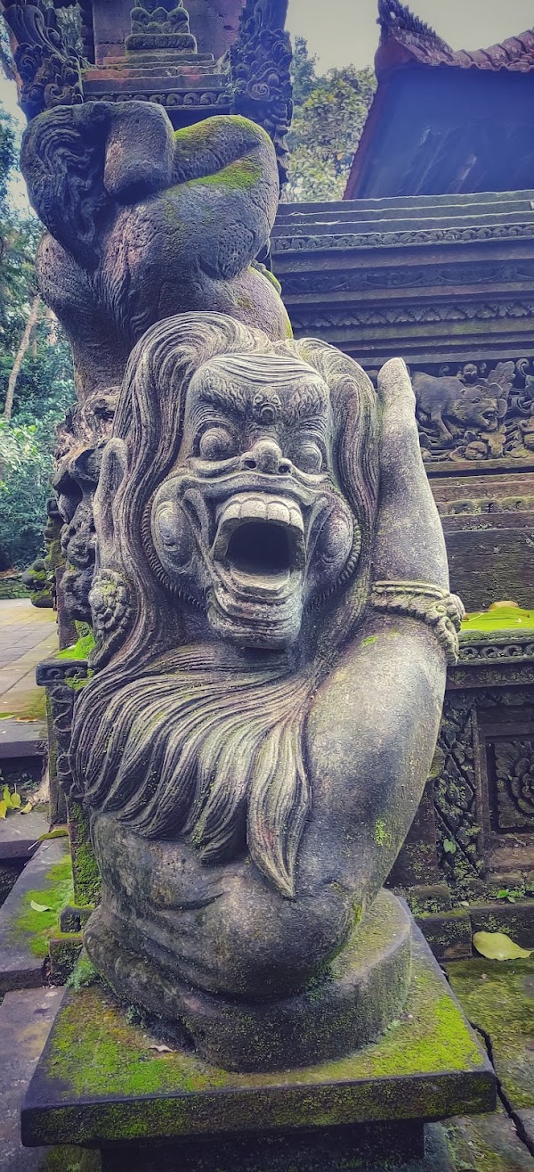 Jalan Monkey Forest 4