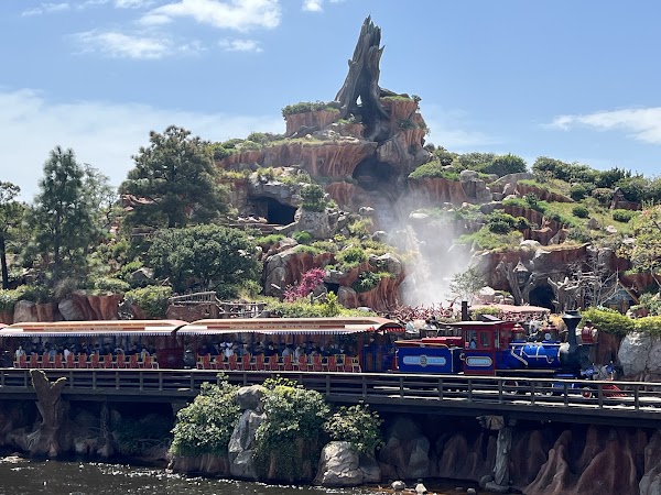 Splash Mountain
