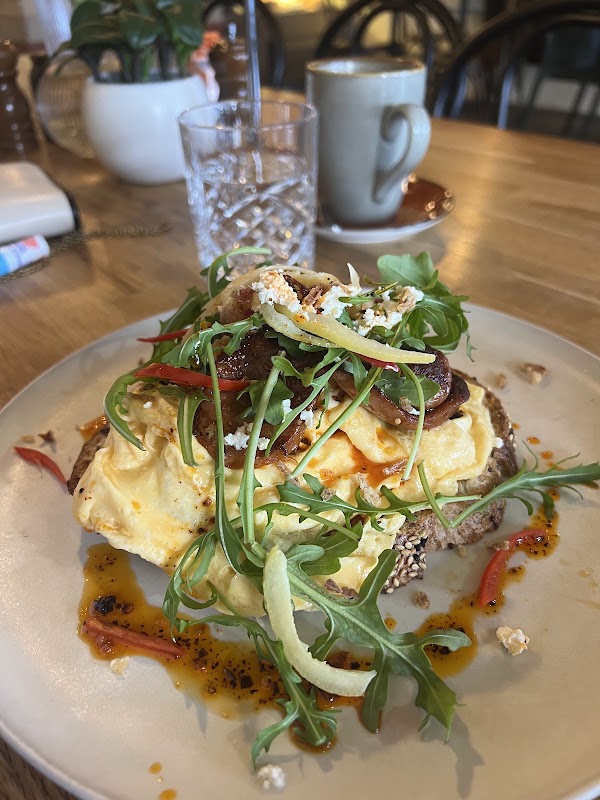 OSTRO Eatery 3