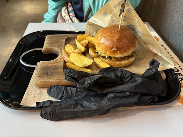WAGYU STEAK & BURGER, NICK STOCK Kyoto Tower 3