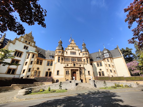 Palais du Gouverneur Militaire 1