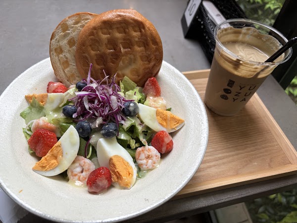 Franc et élégant YUZUYA CAFE 5