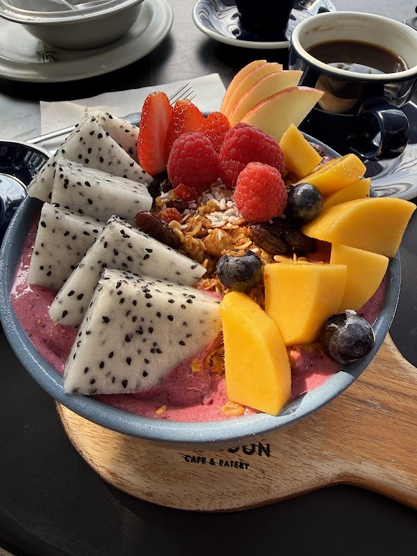 The Moon Eatery 2