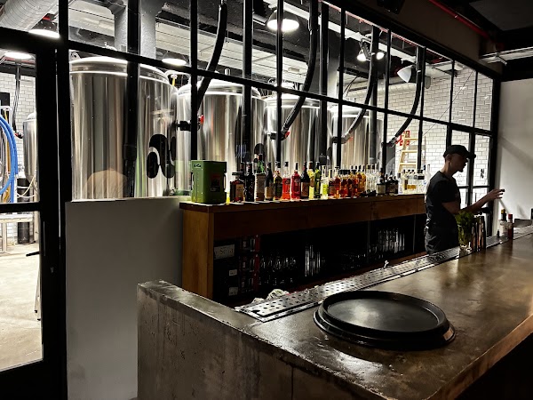 la textil collective / 303 audiophile bar 3