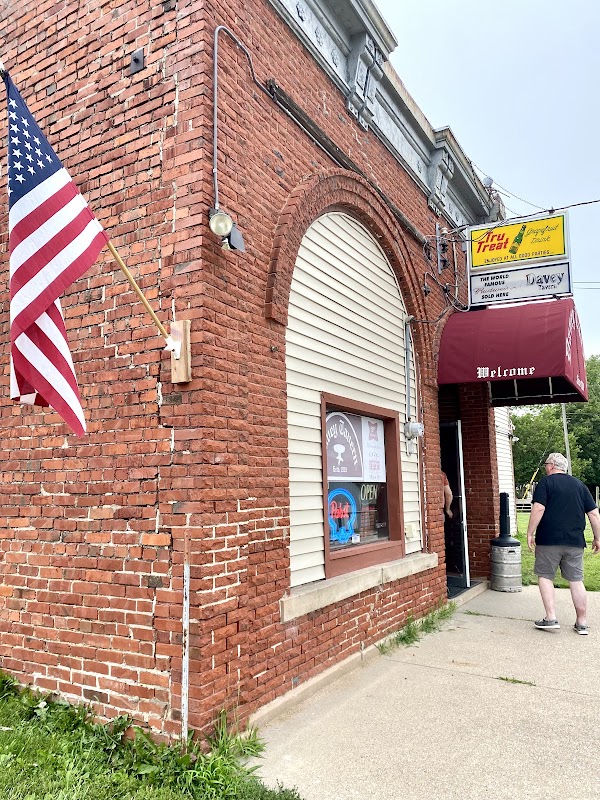 Davey Tavern 3