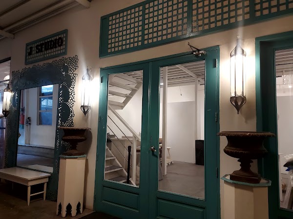 J Studio