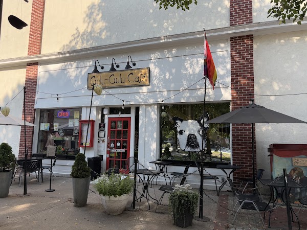 Gulu-Gulu Cafe 2