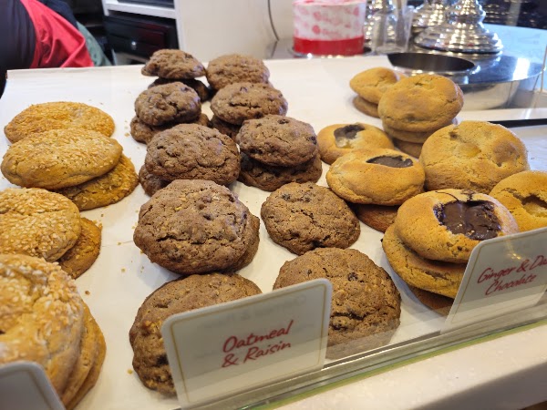 Ben's Cookies 5