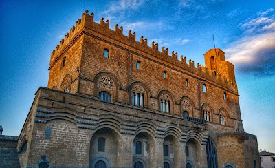Palazzo Del Capitano Del Popolo