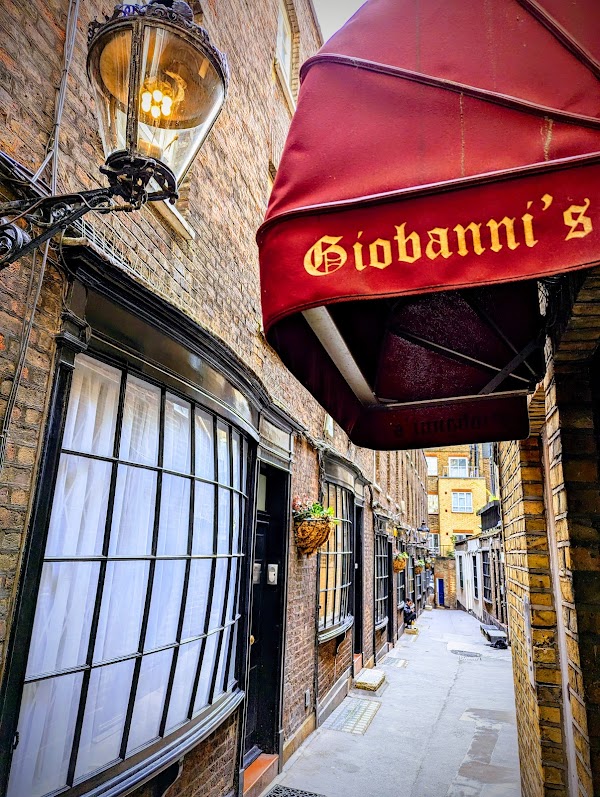 Goodwin's Court 4