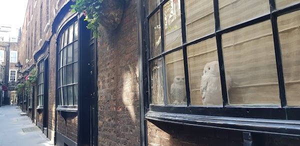 Goodwin's Court 2