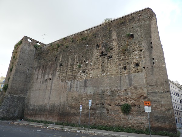 La "Latrina Pensile" di Porta Salaria 2