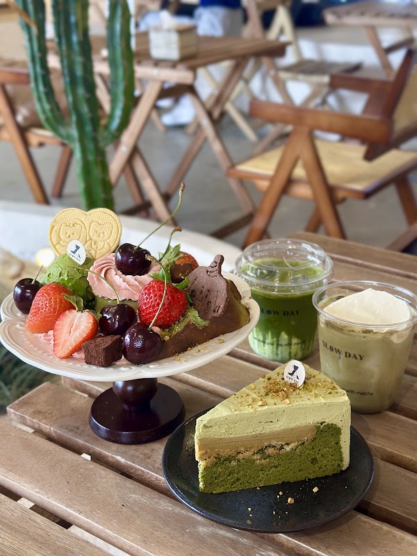 Slow Day Cafe 3