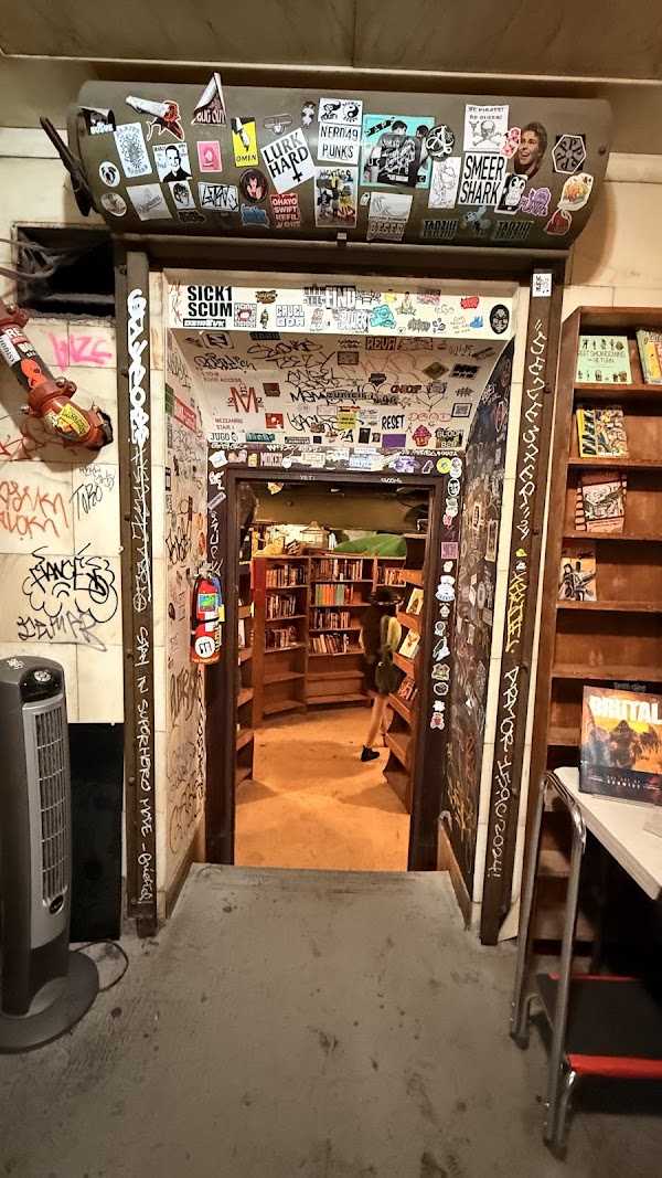The Last Bookstore 2