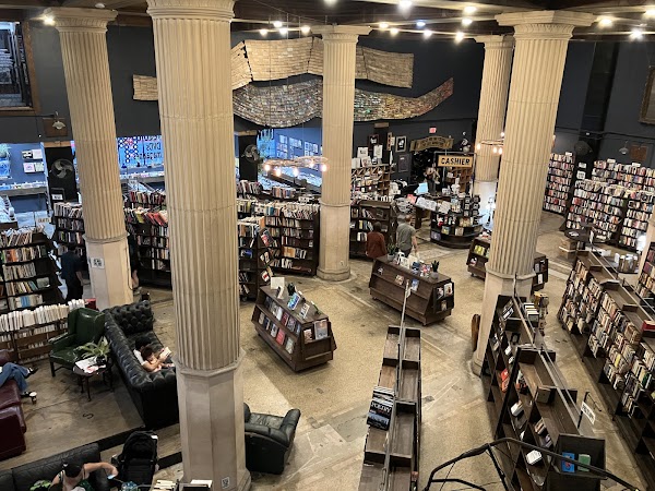 The Last Bookstore 6