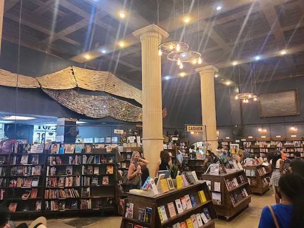 The Last Bookstore 5
