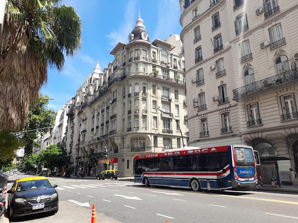 Avenida Santa Fe