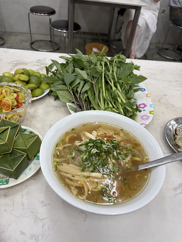Phở Hòa Pasteur 4