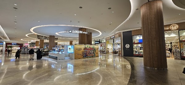 Emaar Square Mall 4