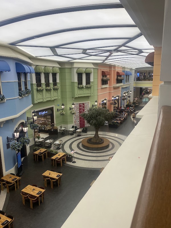 Emaar Square Mall 2